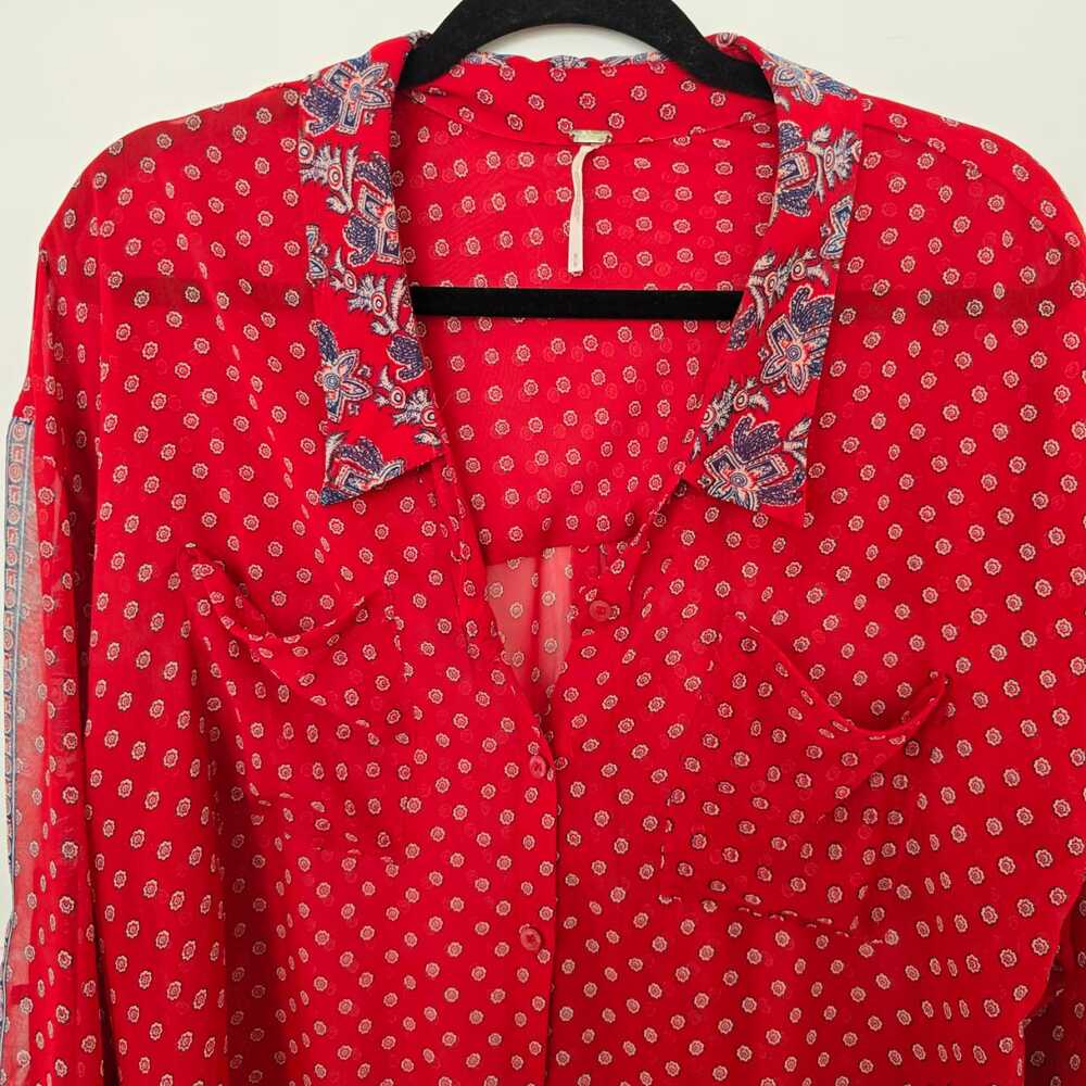 Free People Red Semi-Sheer Bohemian Print Blouse M Paisley Festival Bandana - Picture 3 of 9